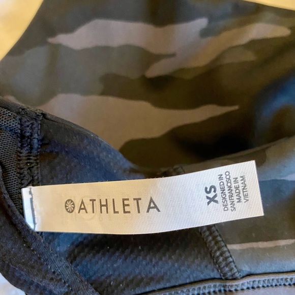 Athleta Ultimate Sports Bra Black Camo XS (D-DD+) - Picture 7 of 7
